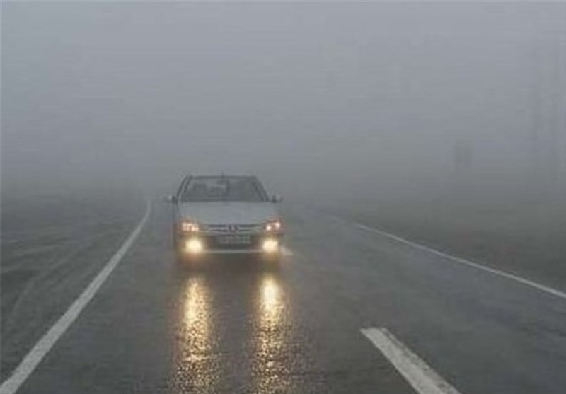 ترکیبی خطرناک در جاده‌های مازندران؛ باران و گرد و غبار‌